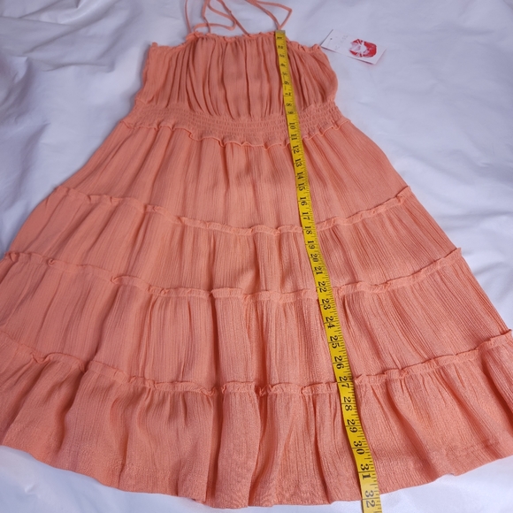 Hot Kiss Sun Dress Tiered Peach Coral Smocked Size Large Adjustable Straps NWT - Picture 7 of 11